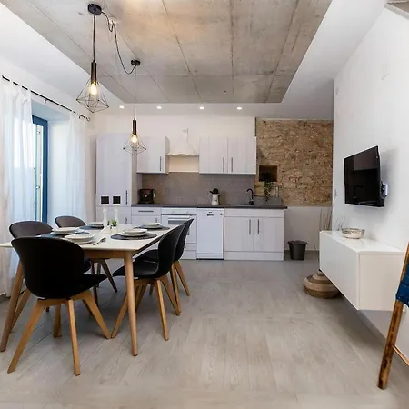 Casa Leona Istriana Mit Pool Und Whirlpool 度假居 Butkovići