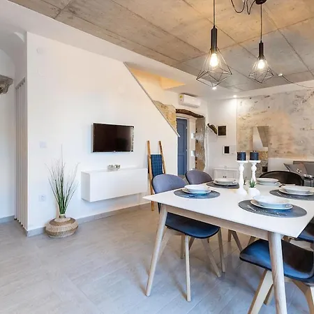 度假居 Casa Leona Istriana Mit Pool Und Whirlpool Butkovići